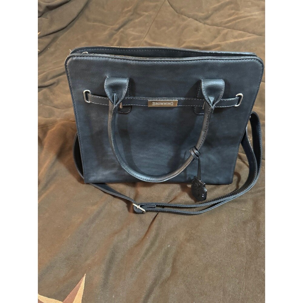 BROWNING CONCEALED GUN Purse WITH LOCK AND KEYS
